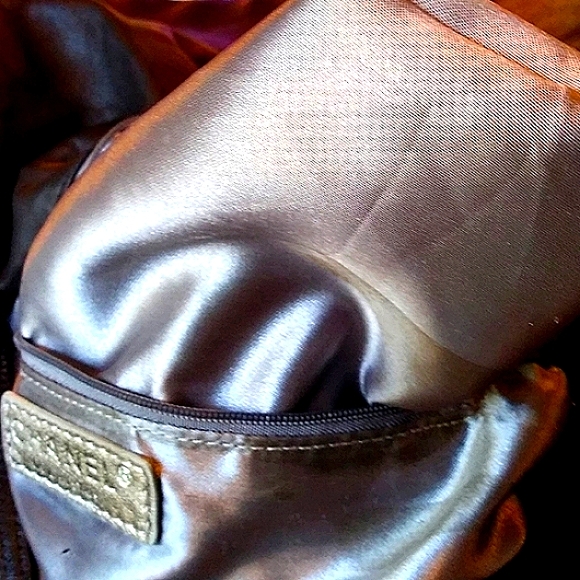 Chanel Chocolate Cartera Quilted Sides Butter Soft Leather Adjustable Chain - Picture 11 of 16